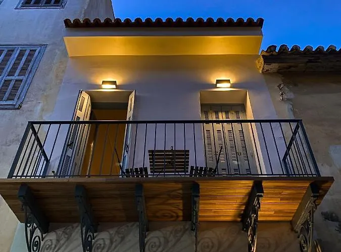 Balkoni μπαλκόνι * Nafplion