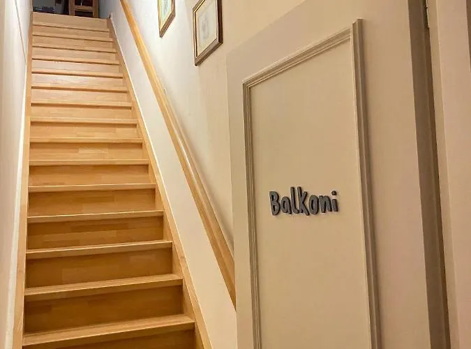 Balkoni μπαλκόνι